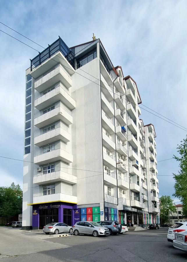 Kate'S Cozy Apartment Kutaisi Exterior photo